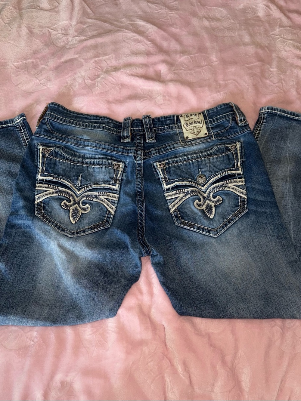 Rock Revival mens Blue Embroidered Back Pocket Jeans